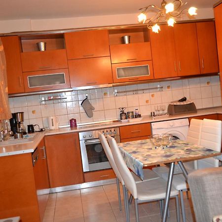Vasiliki'S Cosy House Apartment Nea Michaniona Bagian luar foto