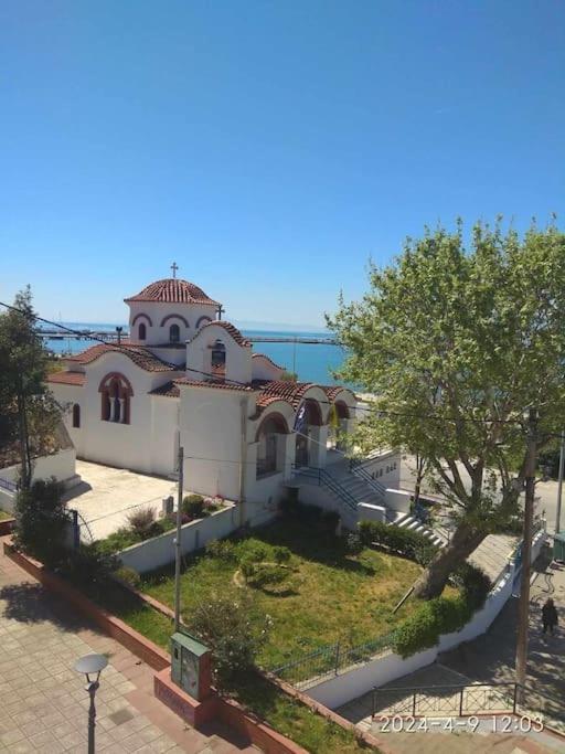 Vasiliki'S Cosy House Apartment Nea Michaniona Bagian luar foto