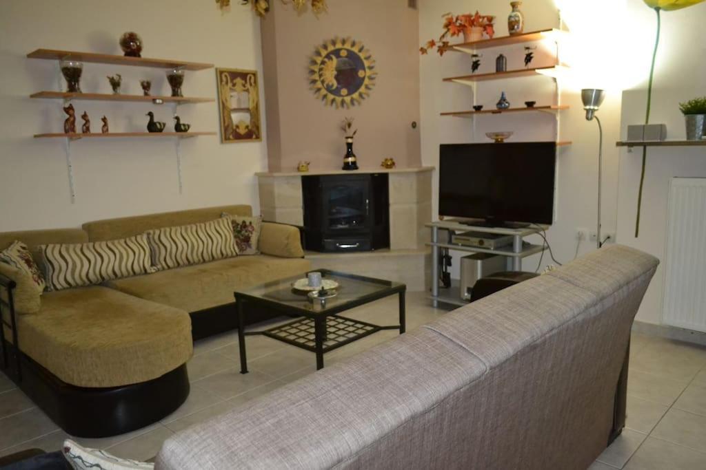 Vasiliki'S Cosy House Apartment Nea Michaniona Bagian luar foto