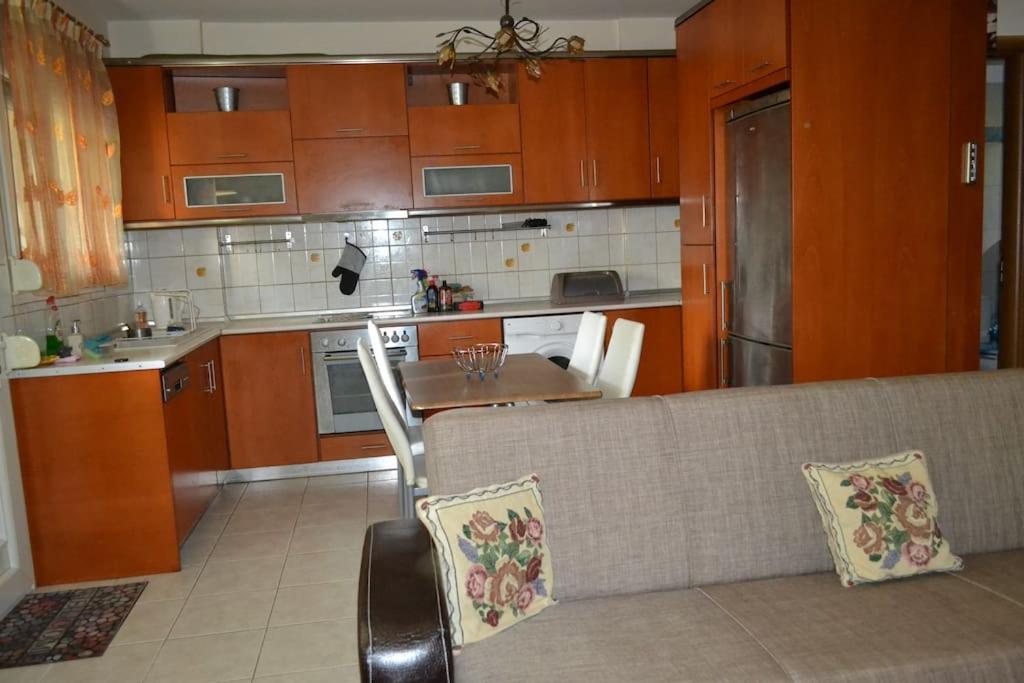 Vasiliki'S Cosy House Apartment Nea Michaniona Bagian luar foto