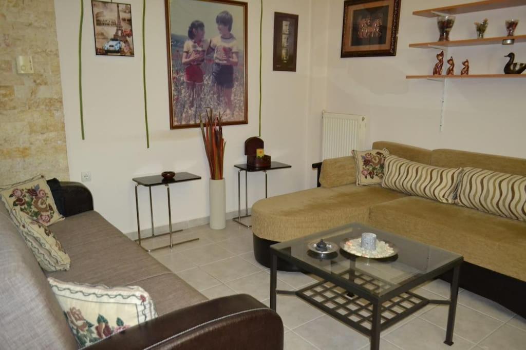 Vasiliki'S Cosy House Apartment Nea Michaniona Bagian luar foto