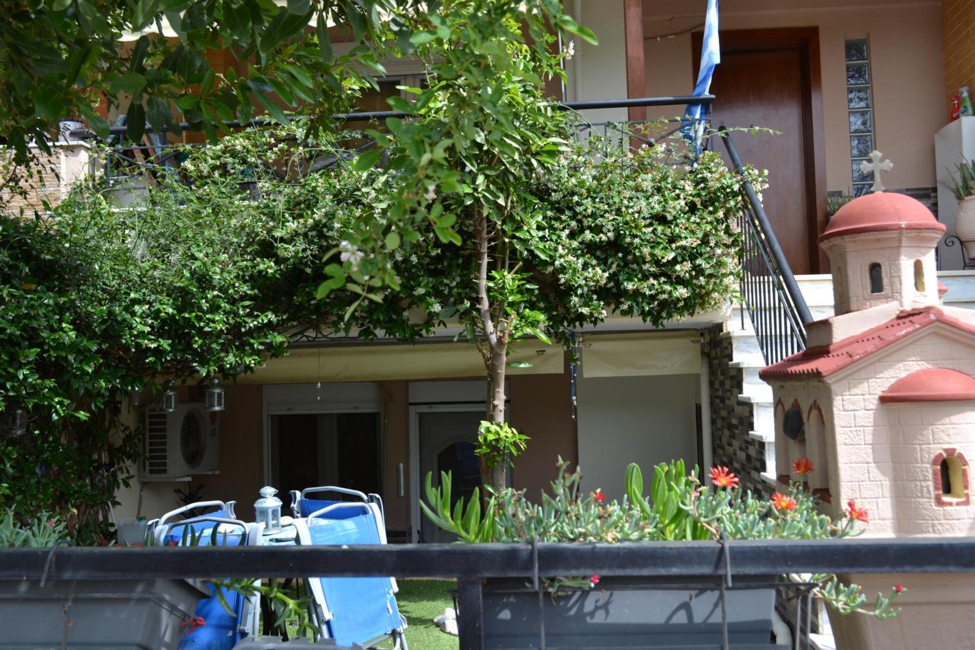 Vasiliki'S Cosy House Apartment Nea Michaniona Bagian luar foto